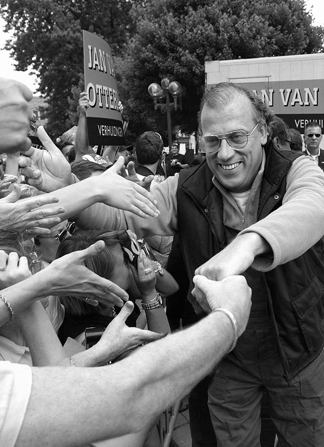 jan van otterlo thanking his fans illustration. Photography Photo manipulations